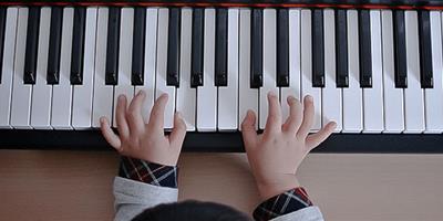 توصیه‌هایی قبل از شروع تدریس پیانو به کودکان