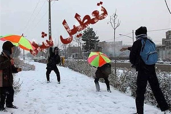 تعطیلی برخی از مدارس آذربایجان شرقی در روز شنبه براثر بارش برف